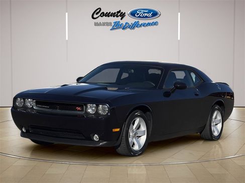 Used 2011 Dodge Challenger R/T w/ Sound Group II image 2
