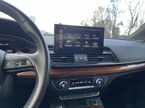 Used 2022 Audi Q5 e Premium image 18