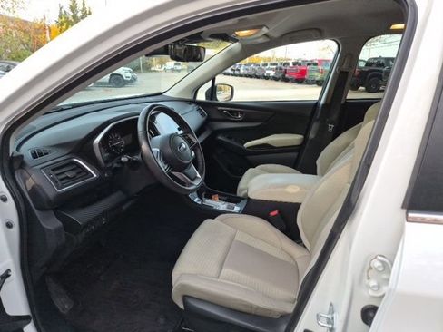 Used 2023 Subaru Ascent Premium w/ Convenience Package image 16