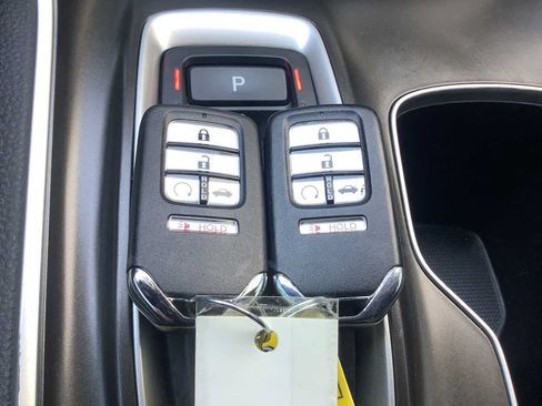 Used 2021 Honda Accord Sport image 19