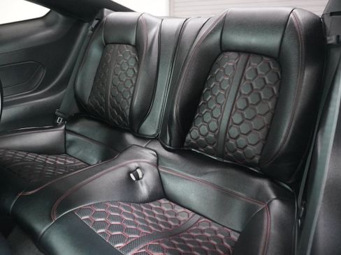 Used 2024 Ford Mustang GT RWD image 15