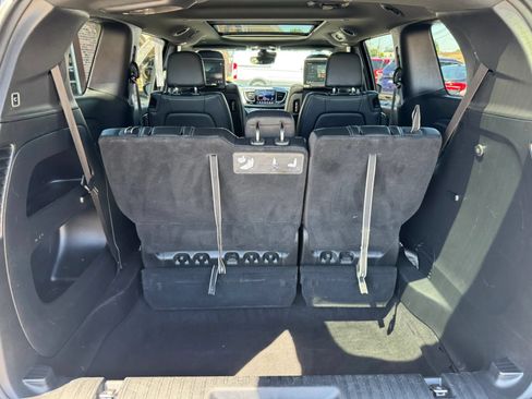 Used 2020 Chrysler Pacifica Touring-L Plus w/ Advanced Safetytec Group FWD image 38