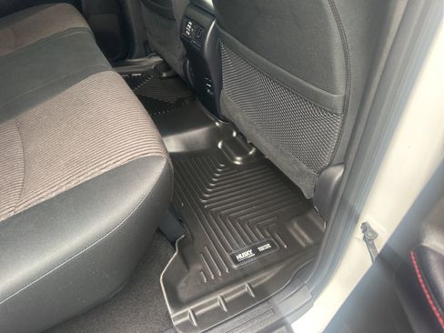 Used 2019 Toyota 4Runner TRD Off-Road image 14