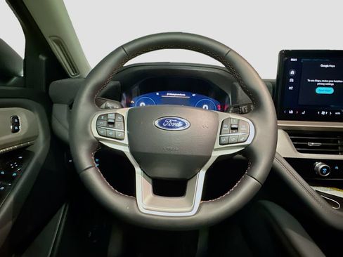 New 2026 Ford Explorer Active AWD/4WD image 9
