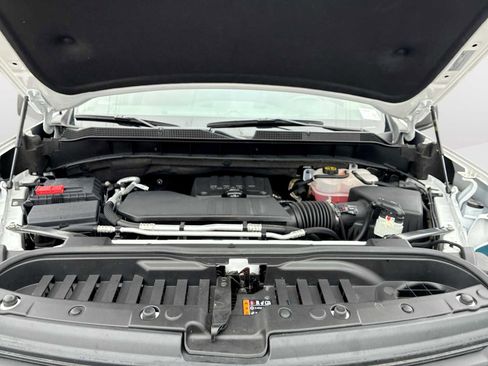 Certified 2023 Chevrolet Silverado 1500 Custom image 29