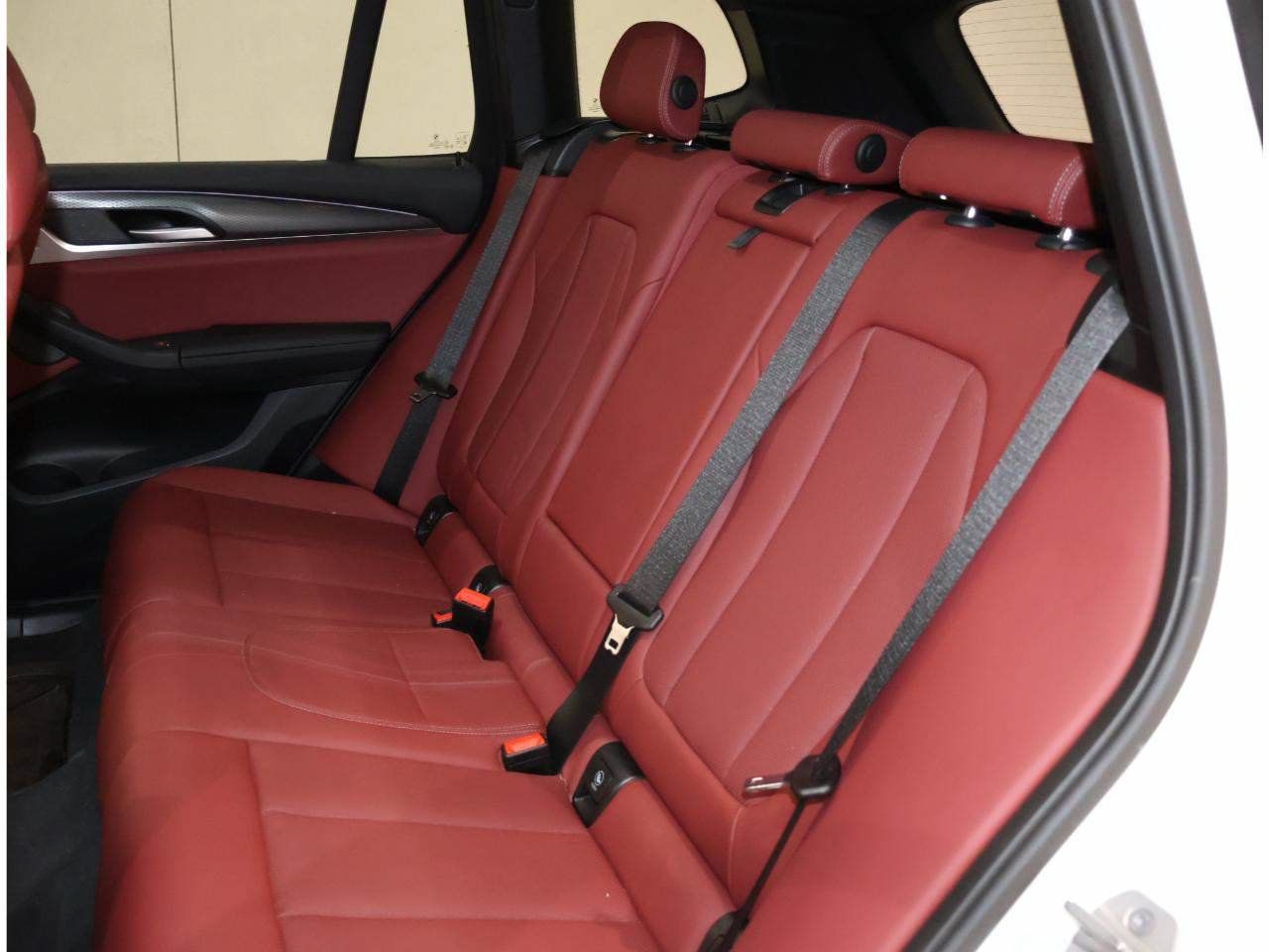 Used 2024 BMW X3 sDrive30i w/ Premium Package RWD image 15