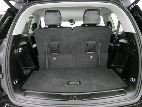 Used 2022 Jeep Grand Cherokee L Limited image 8