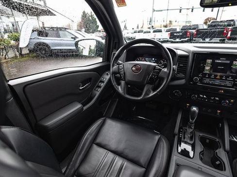 Used 2022 Nissan Frontier PRO-4X w/ Pro-4X Premium Package image 28