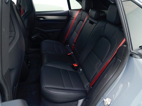 New 2025 Porsche Macan 4S Electric image 33