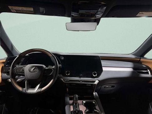 Used 2024 Lexus RX 350 AWD image 11