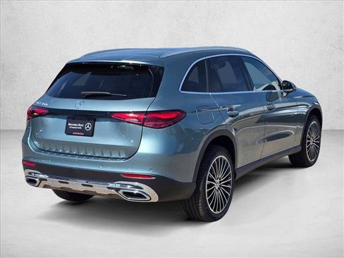 Used 2026 Mercedes-Benz GLC 300 image 5