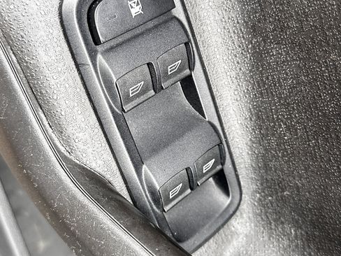 Used 2014 Ford Fiesta SE image 28