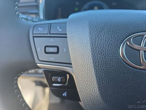 New 2026 Toyota Camry SE image 16