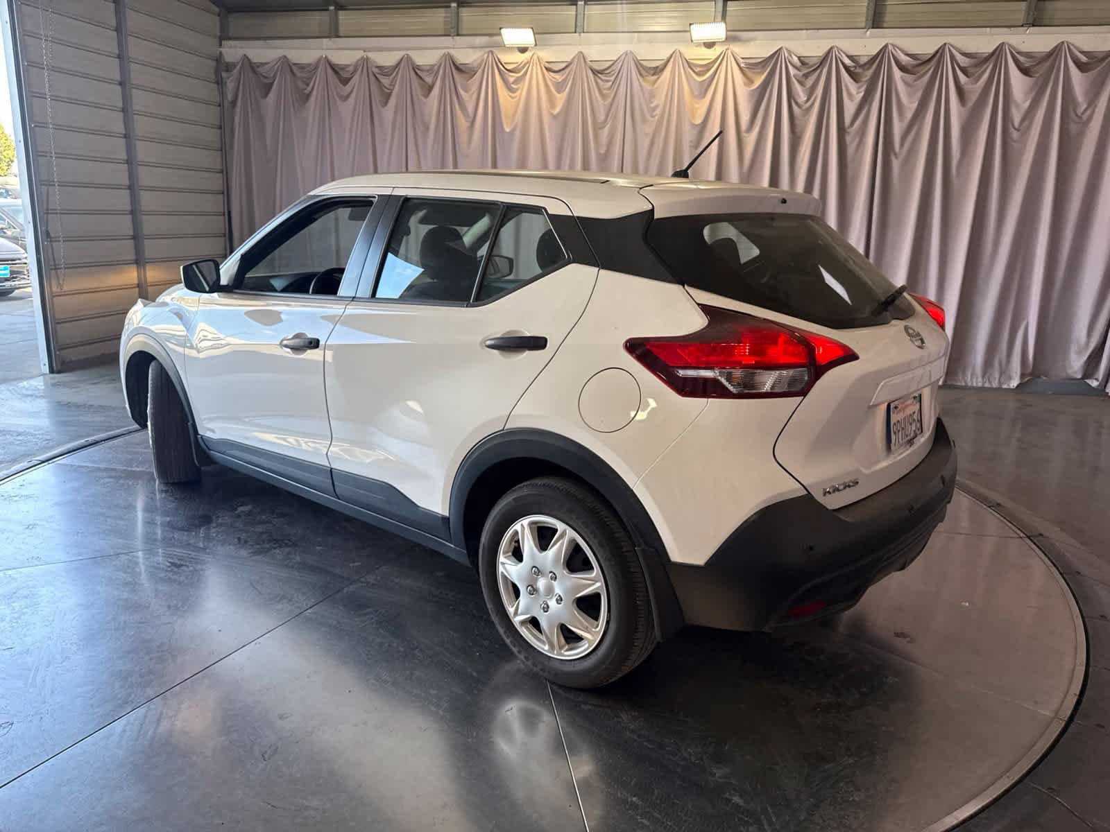 Used 2020 Nissan Kicks S FWD image 7