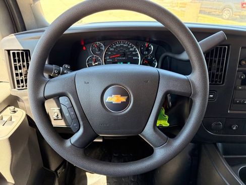 New 2026 Chevrolet Express 2500 Extended RWD image 28