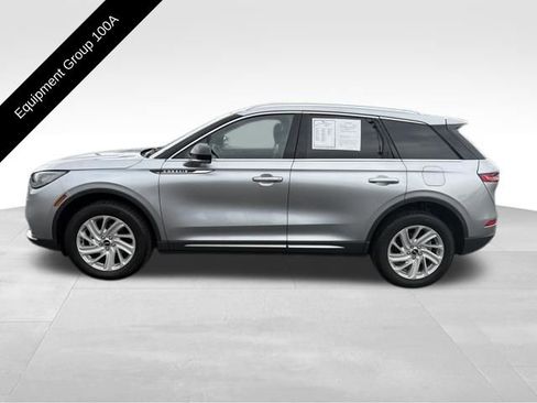 Used 2021 Lincoln Corsair AWD image 3