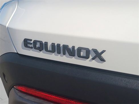 New 2026 Chevrolet Equinox LT w/ Midnight Edition image 9