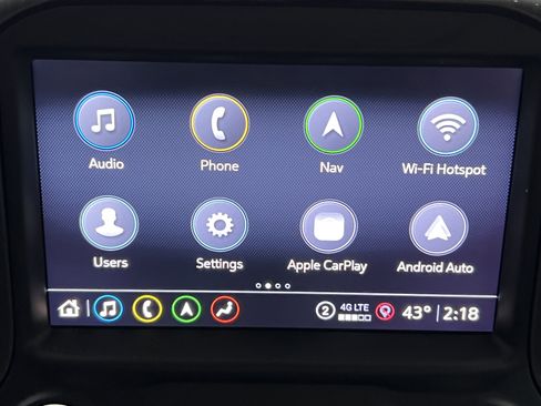 Used 2021 GMC Sierra 1500 AT4 w/ AT4 Preferred Package image 14