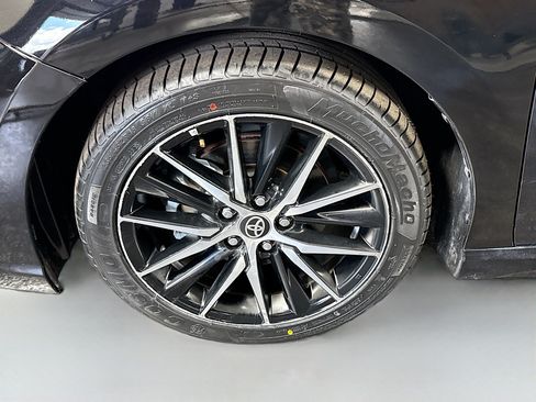 Used 2024 Toyota Camry SE FWD image 37