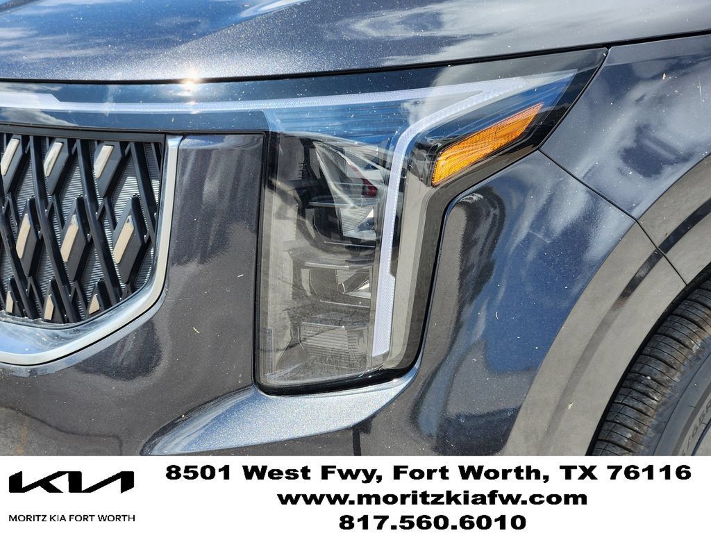 New 2026 Kia Carnival FWD image 5