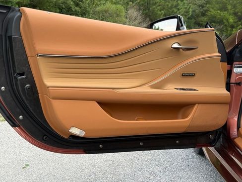 Used 2024 Lexus LC 500 Convertible w/ Touring Package RWD image 21