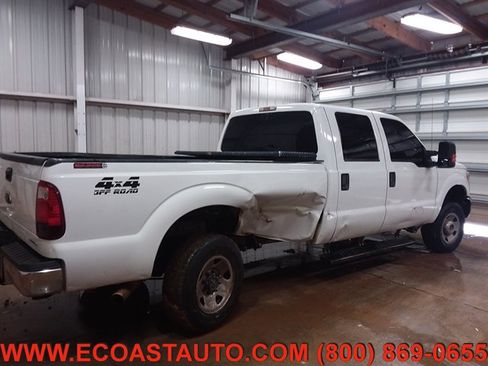 Used 2015 Ford F250 XLT w/ XLT Interior Package image 2