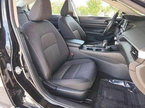 Certified 2024 Nissan Altima 2.5 S FWD image 15