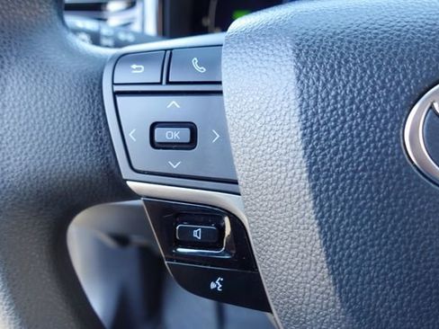 Certified 2025 Toyota Camry LE w/ Convenience Package image 13