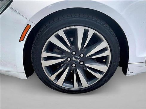 Used 2017 Lincoln MKZ Reserve w/ Climate Package FWD image 10