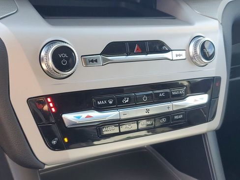 Certified 2023 Ford Explorer XLT w/ Equipment Group 202A image 24