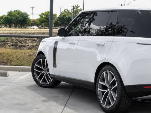 New 2027 Land Rover Range Rover SE AWD/4WD image 13