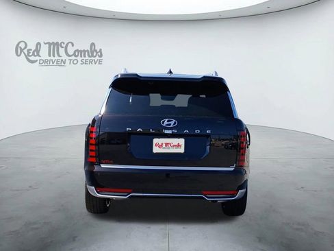 New 2026 Hyundai Palisade Calligraphy FWD image 4