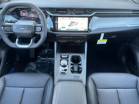 New 2026 Jeep Cherokee Limited image 10