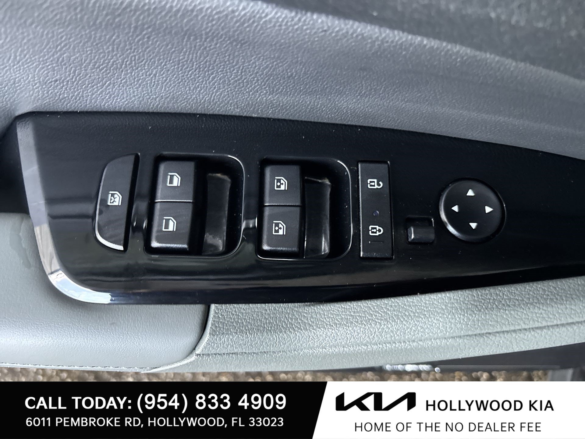Used 2024 Kia Sportage X-Pro Prestige AWD/4WD image 15