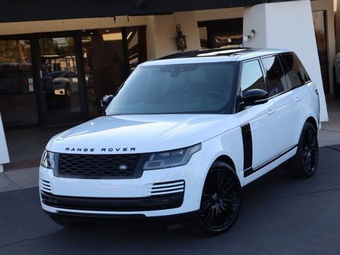 Used 2018 Land Rover Range Rover HSE image 1