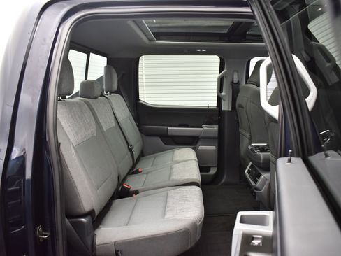 Used 2022 Ford F150 XLT w/ Equipment Group 302A High image 11