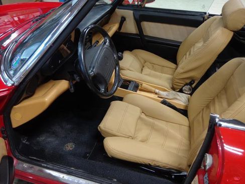 Used 1991 Alfa Romeo Spider image 12