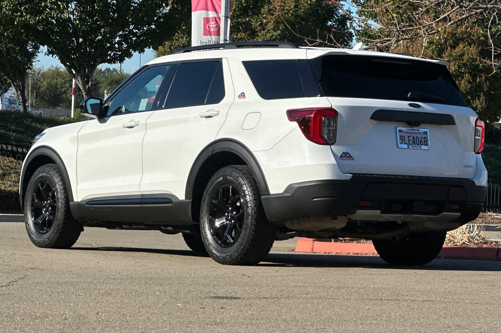 Used 2023 Ford Explorer Timberline w/ Timberline Technology Package AWD/4WD image 6