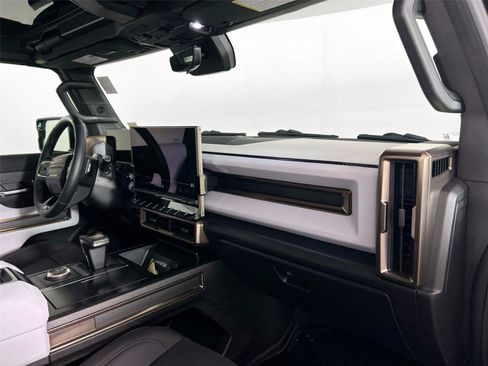 Used 2025 GMC Hummer EV 3X w/ Extreme Off-Road Package image 27