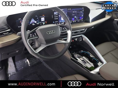 Certified 2025 Audi Q5 Premium Plus w/ Premium Plus image 2