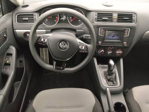 Used 2017 Volkswagen Jetta S FWD image 22