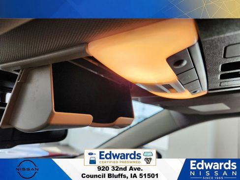 Used 2025 Mitsubishi Outlander SE AWD/4WD image 39