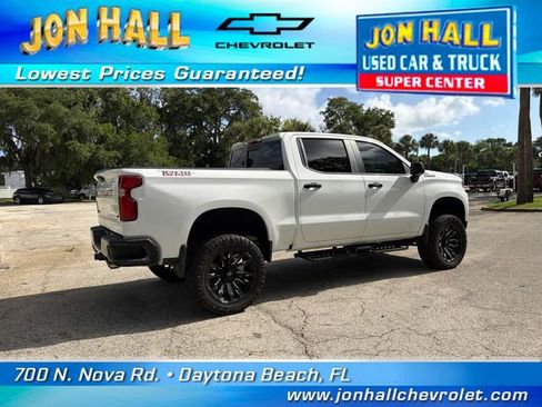 Used 2020 Chevrolet Silverado 1500 LT Trail Boss AWD/4WD image 13
