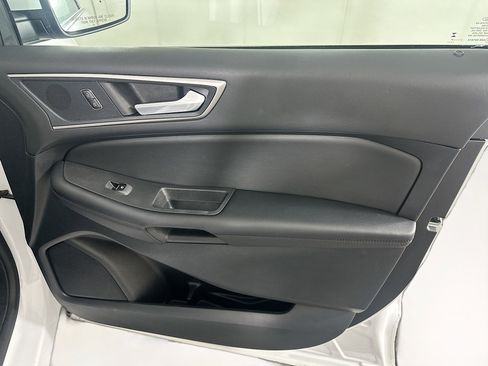 Used 2024 Ford Edge SEL image 30