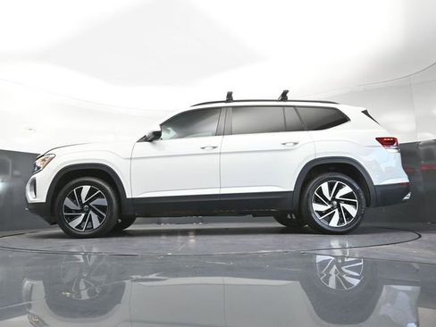 Used 2024 Volkswagen Atlas SE FWD image 39