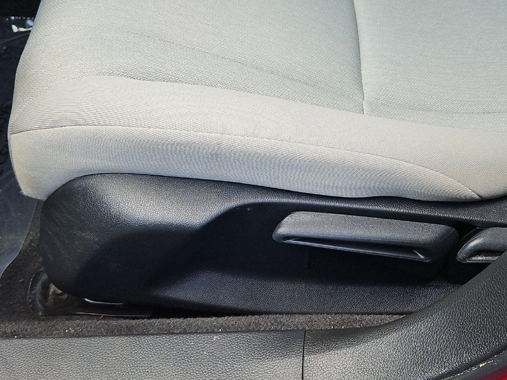 Certified 2023 Honda Accord LX image 18