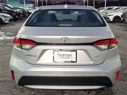 Certified 2021 Toyota Corolla LE image 6