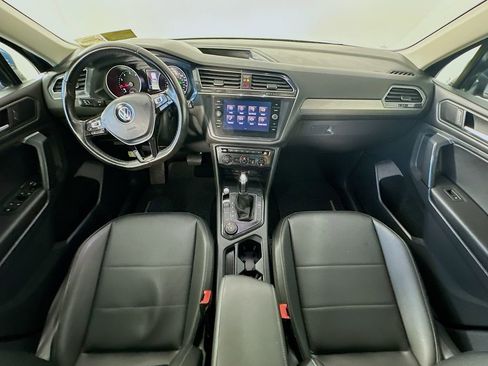 Used 2019 Volkswagen Tiguan SE AWD/4WD image 10
