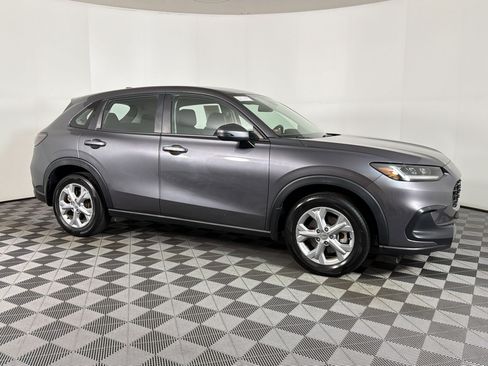 Used 2024 Honda HR-V LX image 5