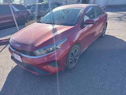 Used 2024 Kia Forte LXS w/ LXS Technology Package image 4